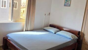 2 bedrooms, WiFi, bed sheets
