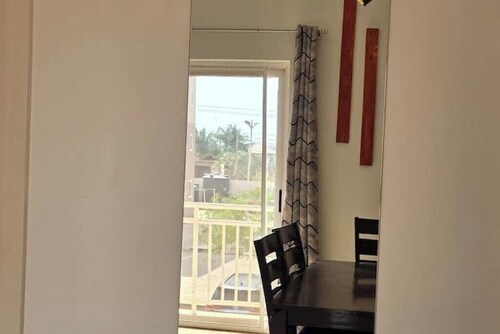 UrbanSuits Devtraco Court B 2Bedroom With Balcony