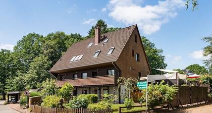 Granny apartment 350m from the lake