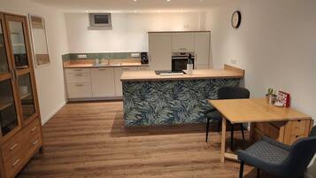 Oven, stovetop, dishwasher