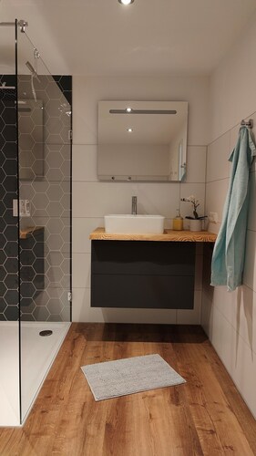 Einliegerwohnung 350m vom See