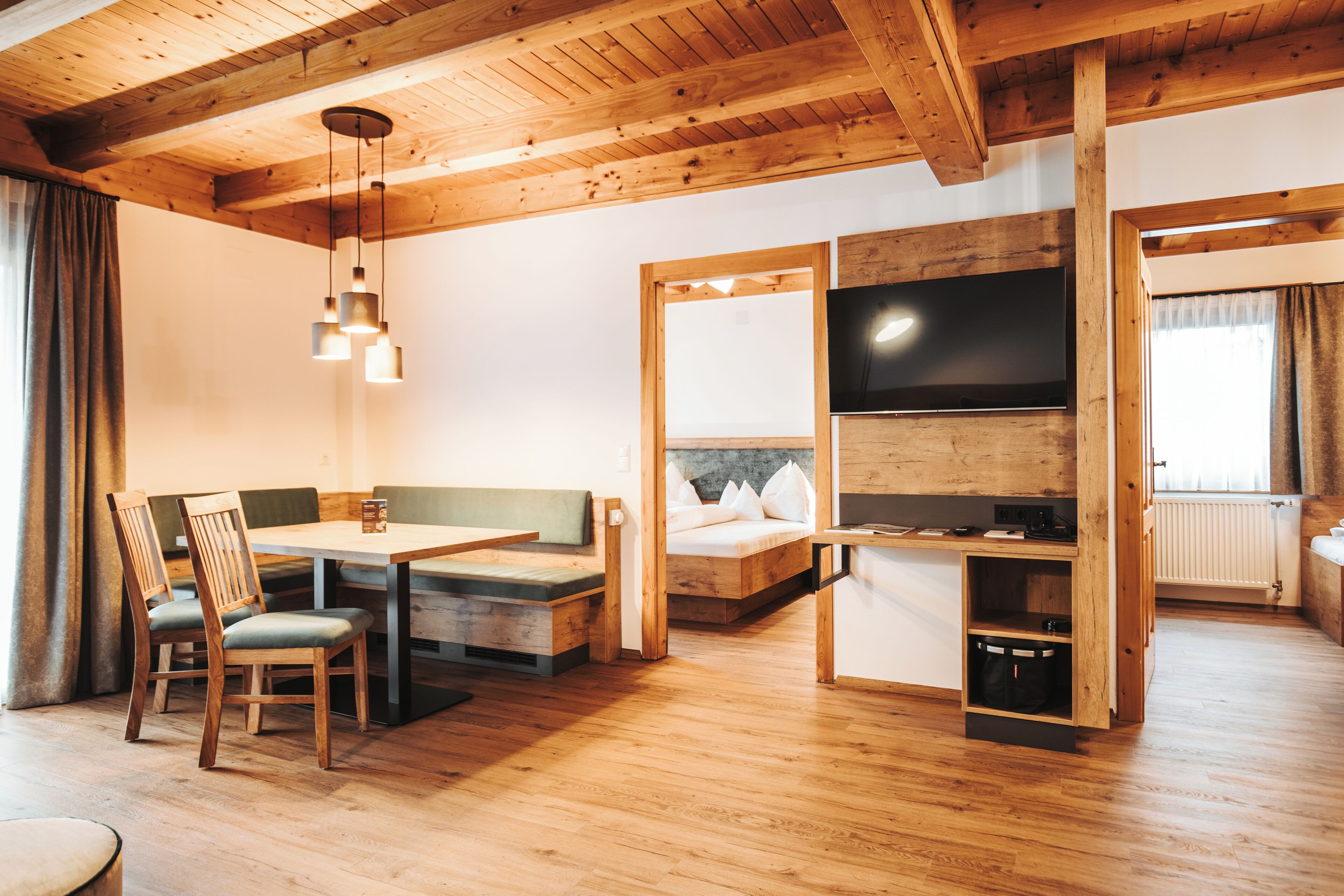 Apartment, Mountain View | Living area