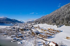 Aerial view - REGITNIG GmbH - Hotel & Chalets (Weissensee)