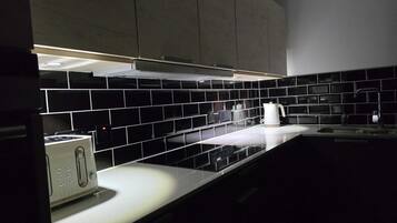 Deluxe House | Bathroom | Towels