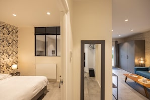 2 dormitorios, tabla de planchar con plancha, wifi y ropa de cama