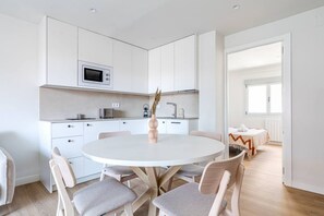 Dining - Apt. 1HAB w/terrace Salamanca by CH (Madrid)