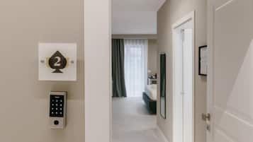 Comfort-Doppelzimmer, Balkon, Blick auf den Innenhof | Innenbereich