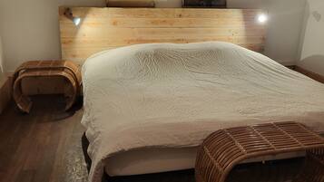 2 Schlafzimmer, Bügeleisen/Bügelbrett, Bettwäsche