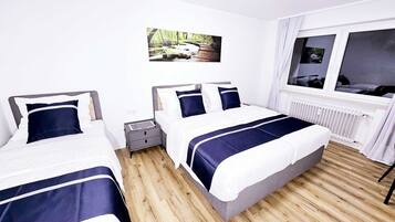 Desk, iron/ironing board, travel cot, WiFi