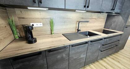 Ioana Homes Ferienwohnung mit Terasse