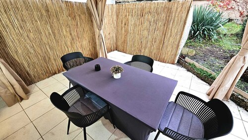 Ioana Homes vacation apartment with terrace