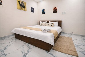 2 bedrooms, iron/ironing board, WiFi, bed sheets - Krish Home, Clean & Cozy 2 BHK Home (Raipur)