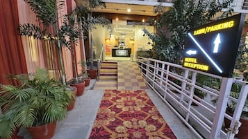 Fachada de la propiedad