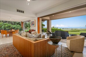 Interior - Golf Villa 5102 - Best Ocean Views | Daily Housekeeping (Kailua Kona)