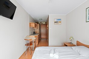 Classic Studio, Balcony - HoliApart Zeromskiego 150m beach (Krynica Morska)