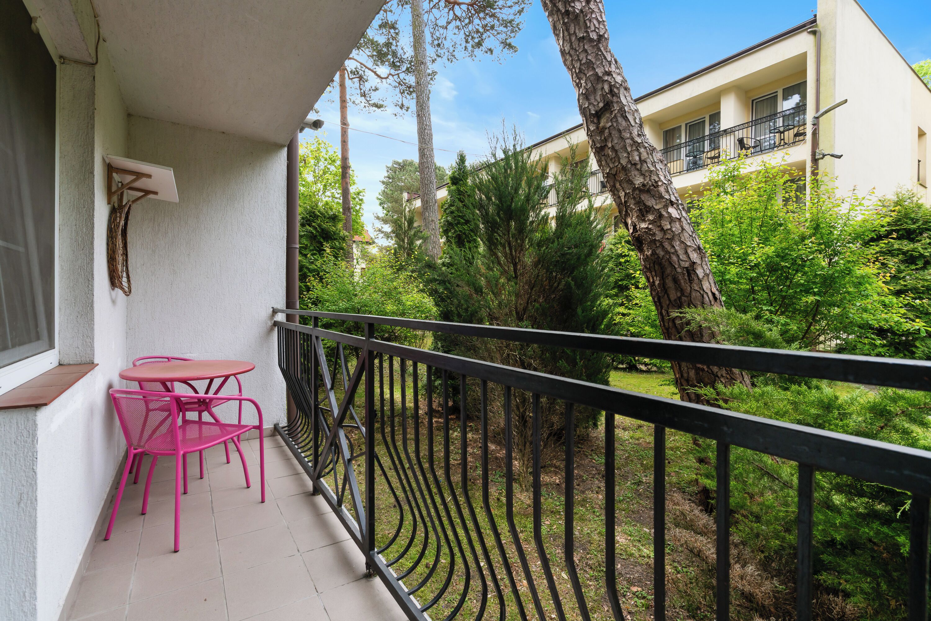 Comfort-lejlighed - balkon | Udendørs spisemuligheder