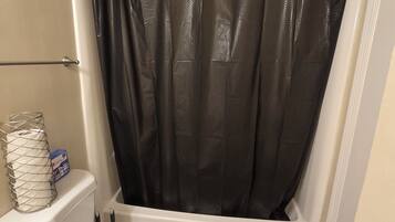 淋浴設備、提供毛巾、番梘、廁紙