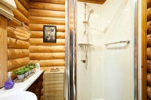 House - Host and Stay Mystic Falls (Morpeth)