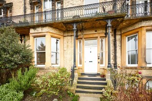 House - Host and Stay Balmoral Terrace (Saltburn-by-the-Sea)