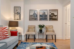Apartment - Stylish 2 bed - Tower Hamlets (London)