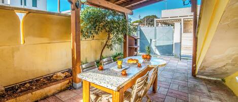 Grillaus-/piknikalue