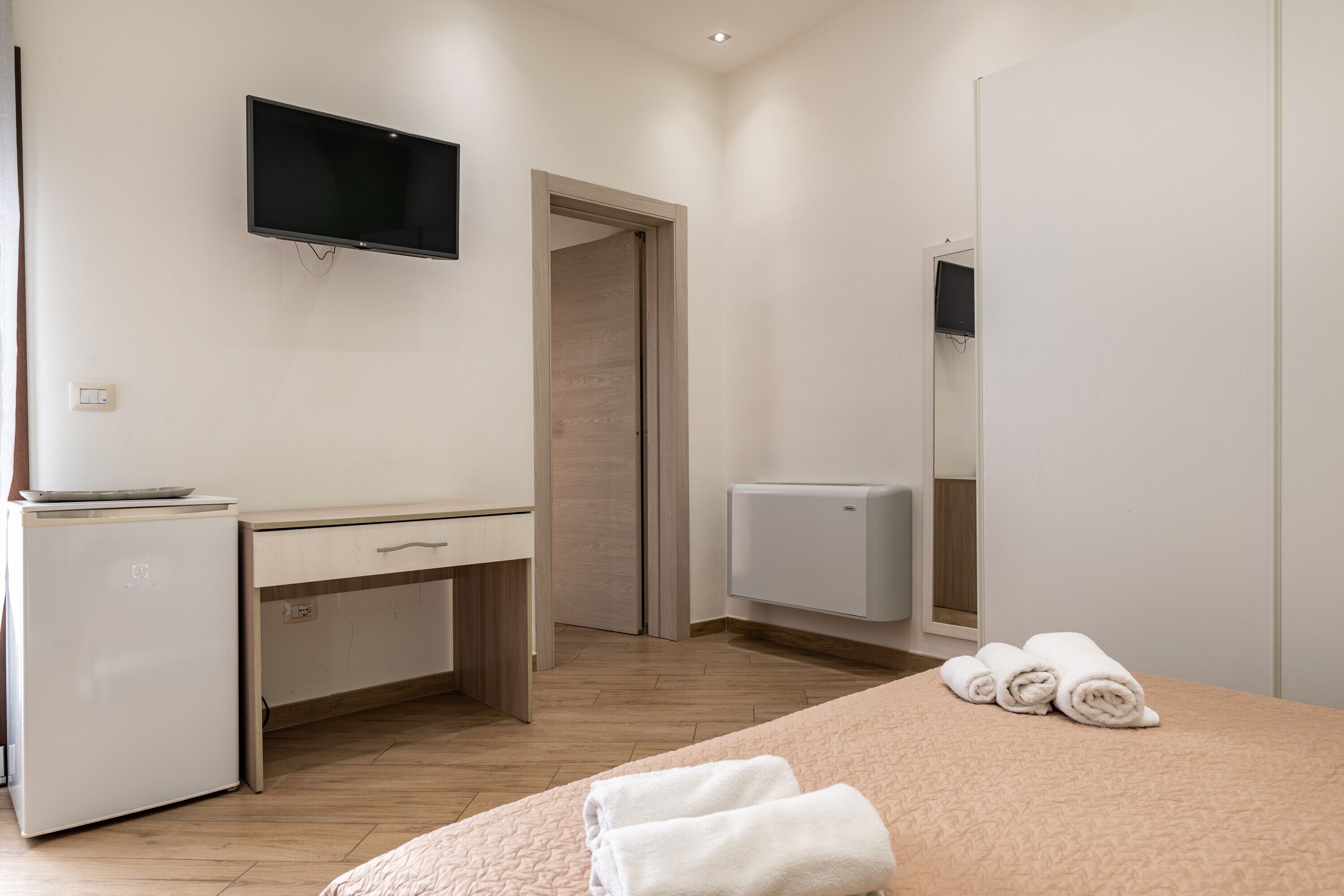 1 chambre, fer et planche à repasser, Wi-Fi, draps fournis