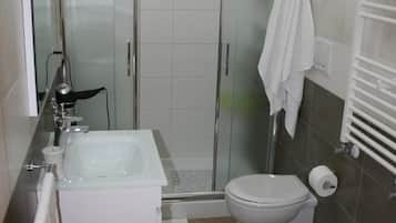 淋浴設備、風筒、提供毛巾