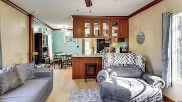 House (2 Bedrooms) | Bahagian dalam