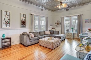 Talo (4 Bedrooms) | Sisätilat