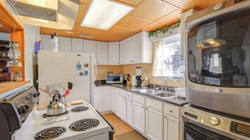 Rumah (2 Bedrooms) | Interior