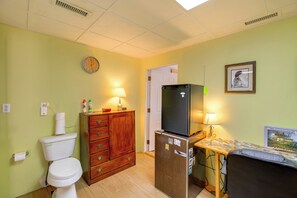 House (2 Bedrooms) | Interior - 8 Mi to Appalachian Trail! Home w/ Fire Pit (Ceres)