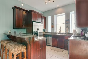 Apartment (2 Bedrooms) | Interior - Steps to Sand! South Padre Island Gem w/ Boat Slip (South Padre Island)