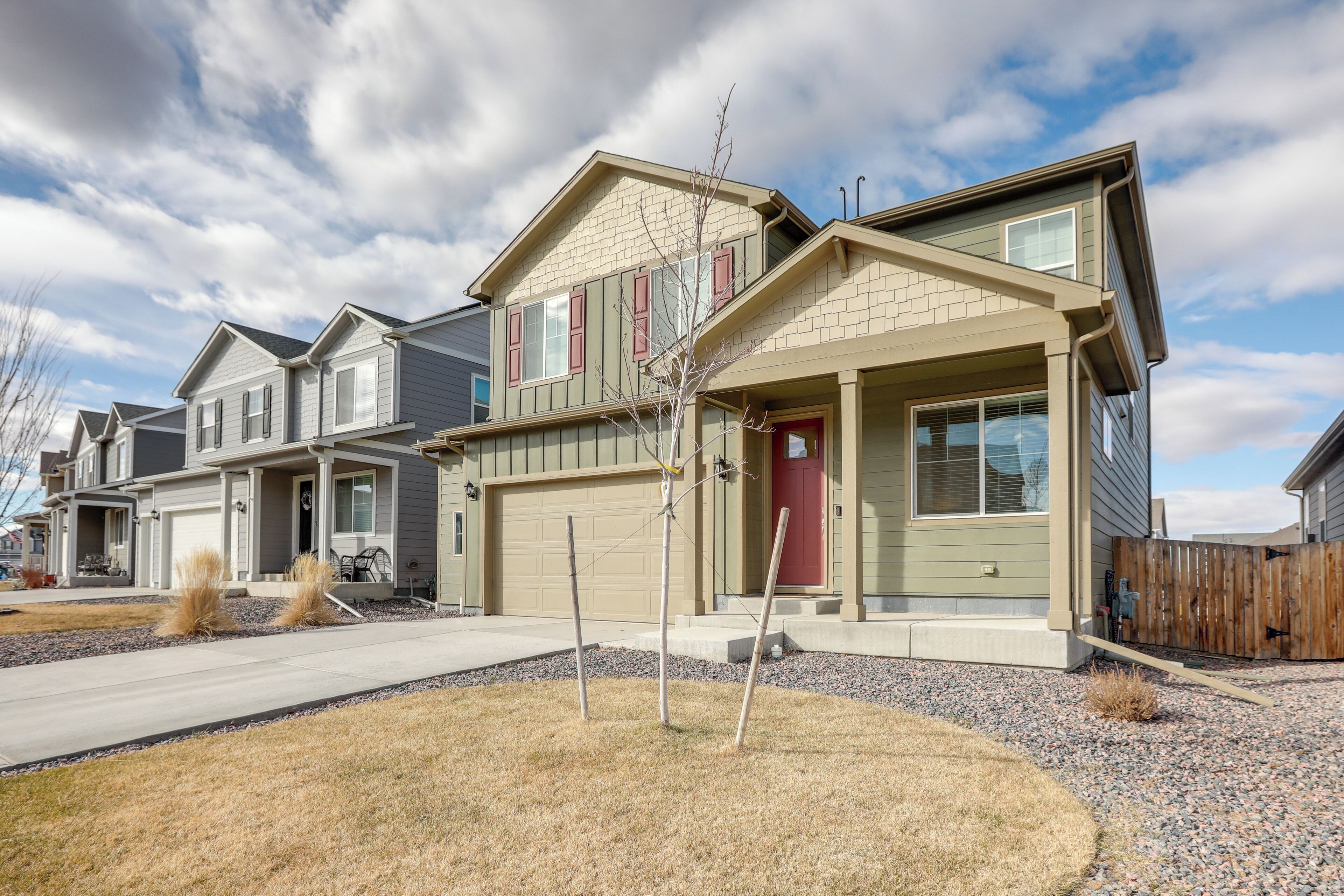 منزل (4 Bedrooms) | واجهة المنشأة