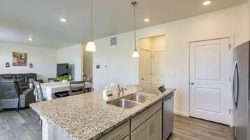 Maison (4 Bedrooms) | Intérieur