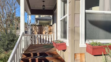 House (1 Bedroom) | Interior