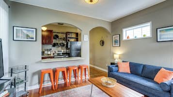 House (1 Bedroom) | Front of property