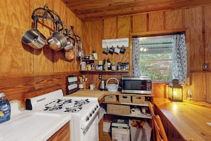House (1 Bedroom) | Interior