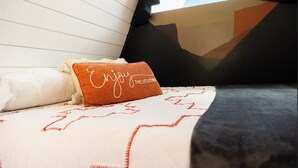 1 soverom, wi-fi (inkludert) og sengetøy
