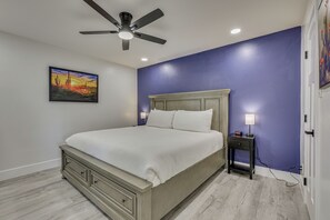 Apartment (1 Bedroom) | Interior - Renovated, Walkable! Old Town Condo w/ Pool Access (Scottsdale)