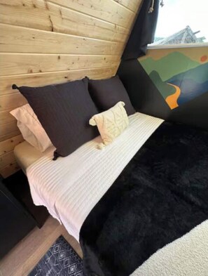 1 bedroom, free WiFi, bed sheets - NEW! Unique Modern Glamping Chalet #3 (Orderville)