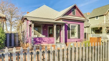 House (3 Bedrooms) | Front of property