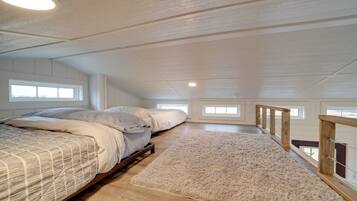 House (1 Bedroom) | Interior