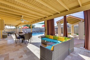 House (3 Bedrooms) | Interior - Glendale Entertainment Hub! Family Home w/ Pool (Glendale)