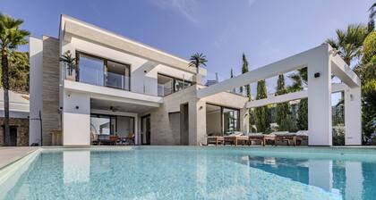 Exclusive Villa Zammeti - A Private Luxury Retreat