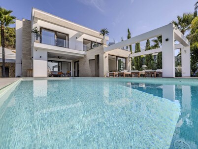 Exclusive Villa Zammeti - A Private Luxury Retreat