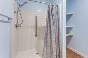 House (3 Bedrooms) | Bahagian dalam