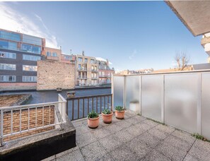 Apartment | Balcony - Spacious Modern Apartment in Knokke-heist (Knokke-Heist)