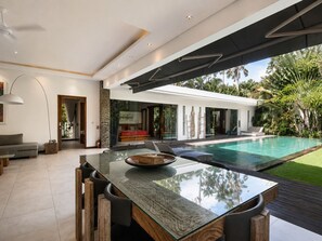 Outdoor dining - Splendid Villa 3Br Center Seminyak (Kuta Utara)