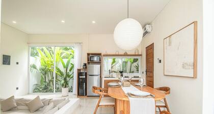 Brand New 2br Uluwatu villa 2 mins to beach