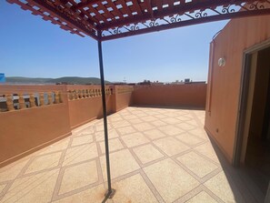 Classic Twin Room, Bay View | Terrace/patio